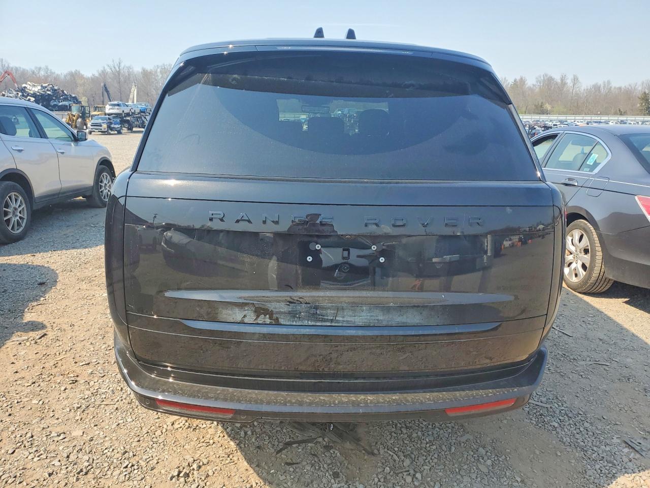 2025 LAND ROVER RANGE ROVER SE photo 16