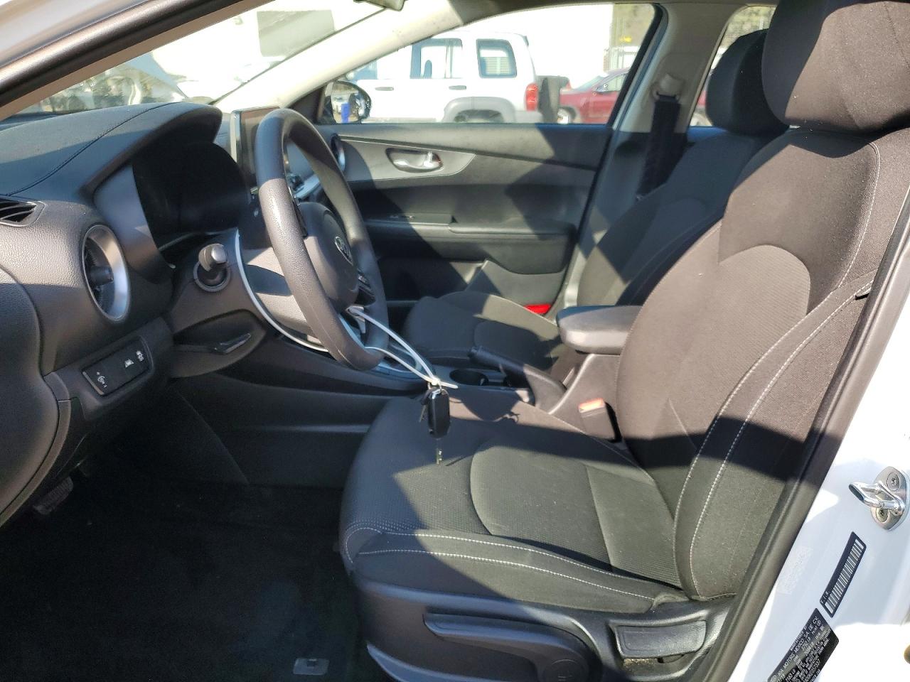 2019 KIA FORTE LXS photo 19