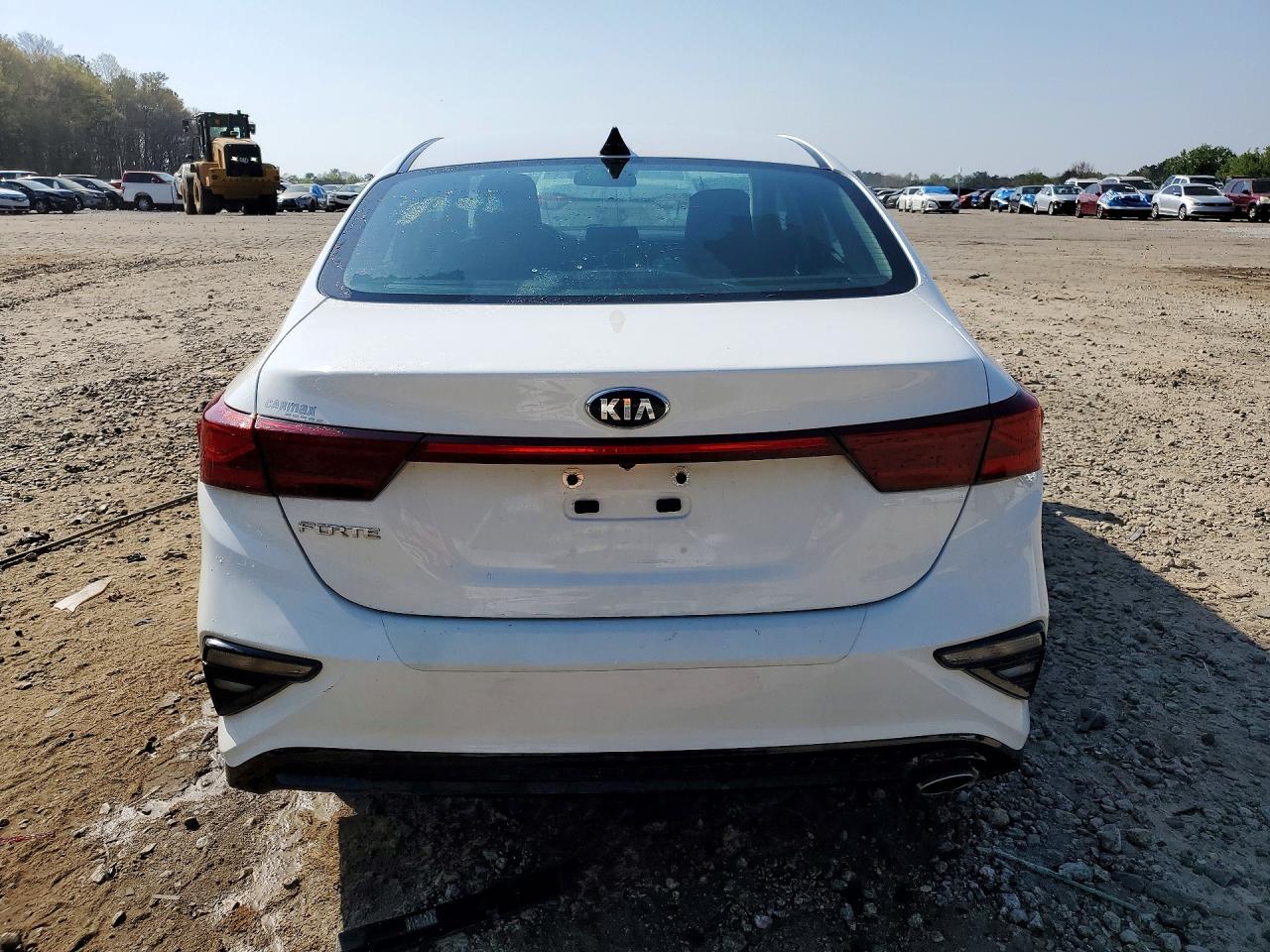 2019 KIA FORTE LXS photo 16
