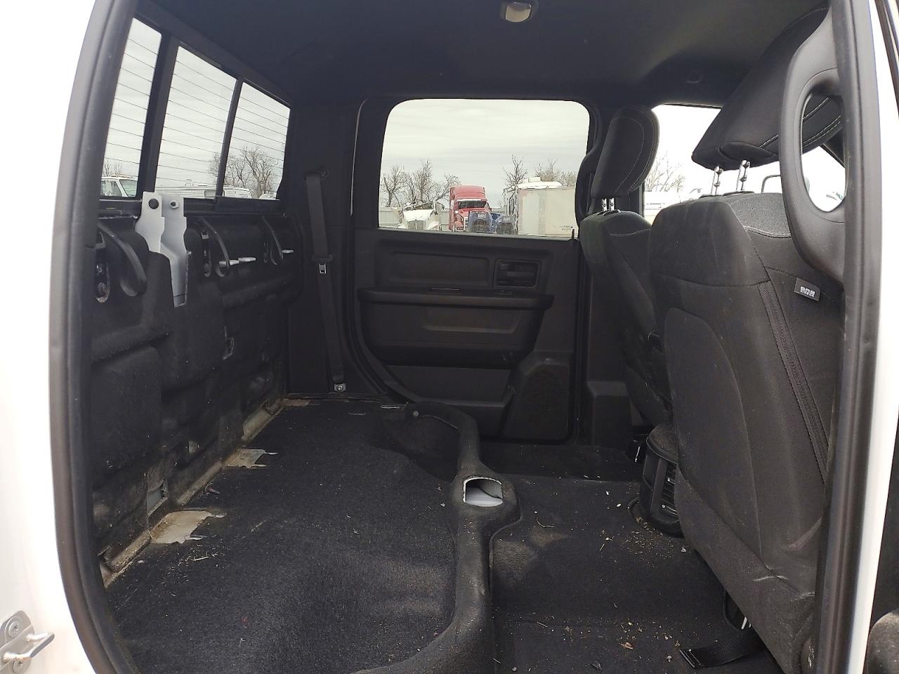 2021 RAM 3500 TRADESMAN photo 19