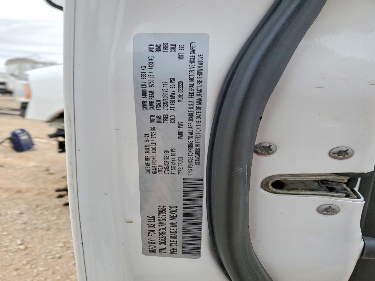 2021 RAM 3500 TRADESMAN photo 25