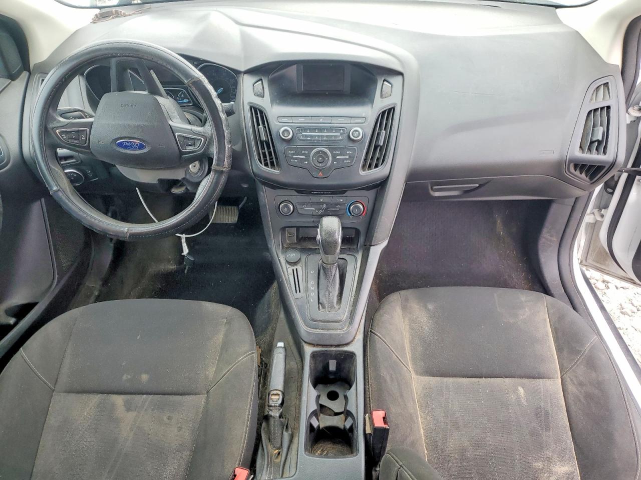 2018 FORD FOCUS S photo 8