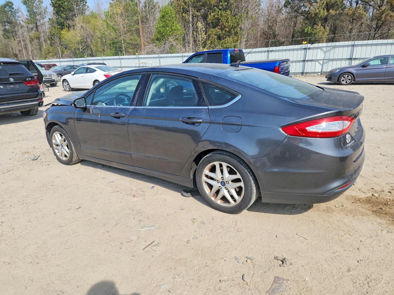 2015 FORD FUSION SE photo 4