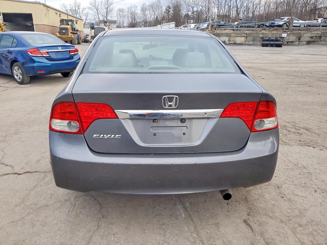 2010 HONDA CIVIC LX photo 11