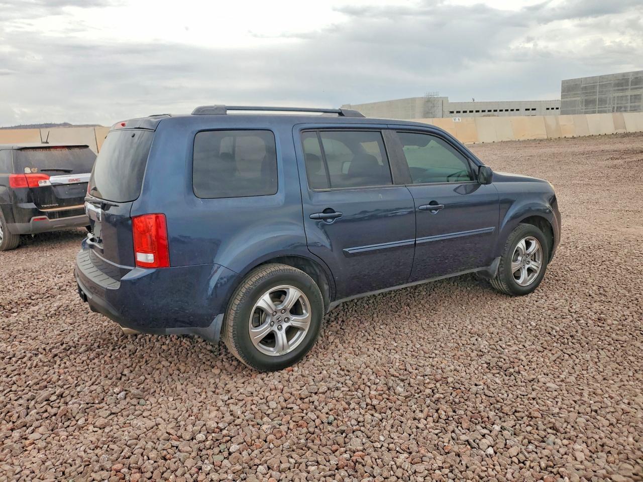 2012 HONDA PILOT EX photo 5