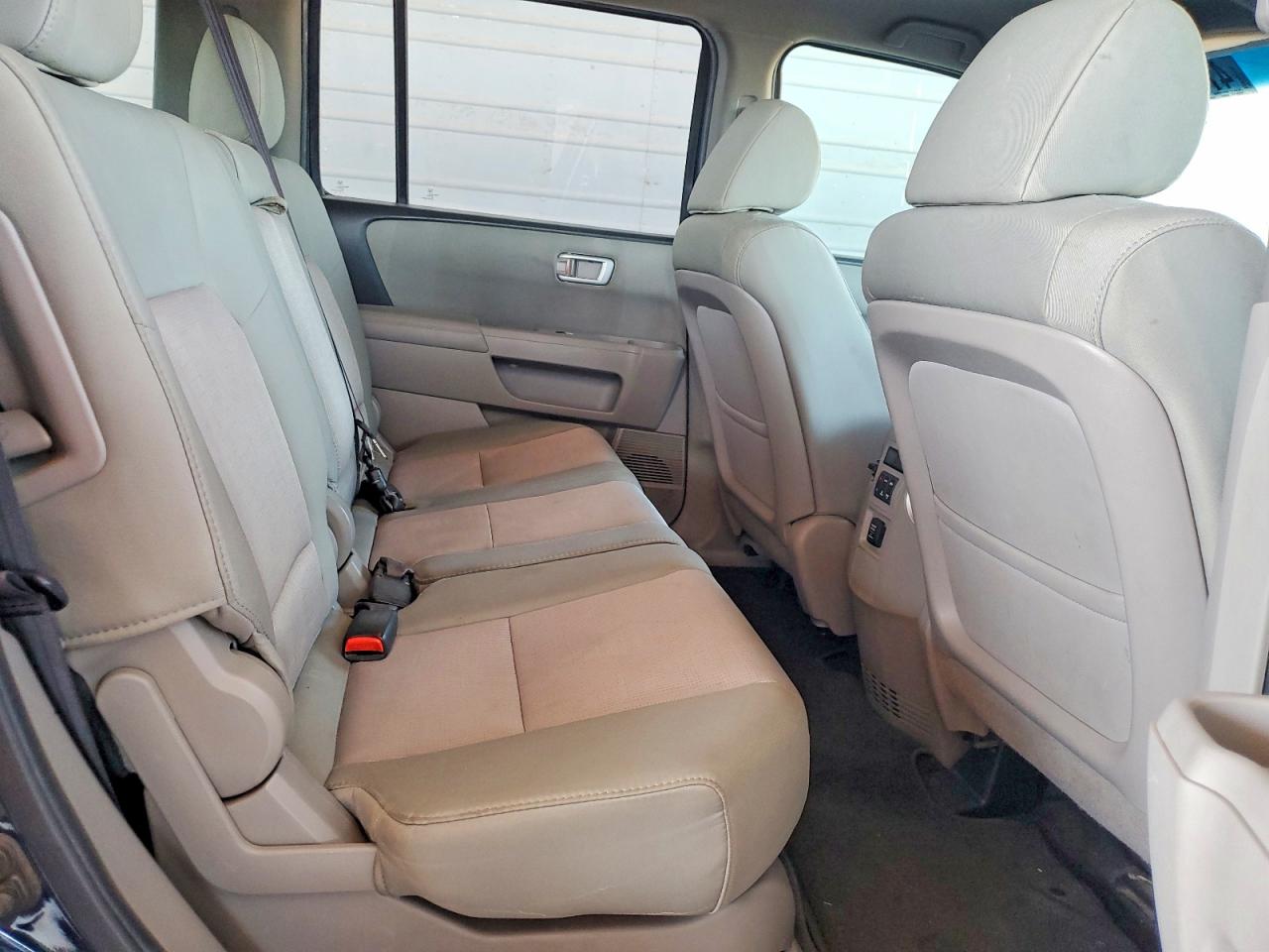 2012 HONDA PILOT EX photo 19