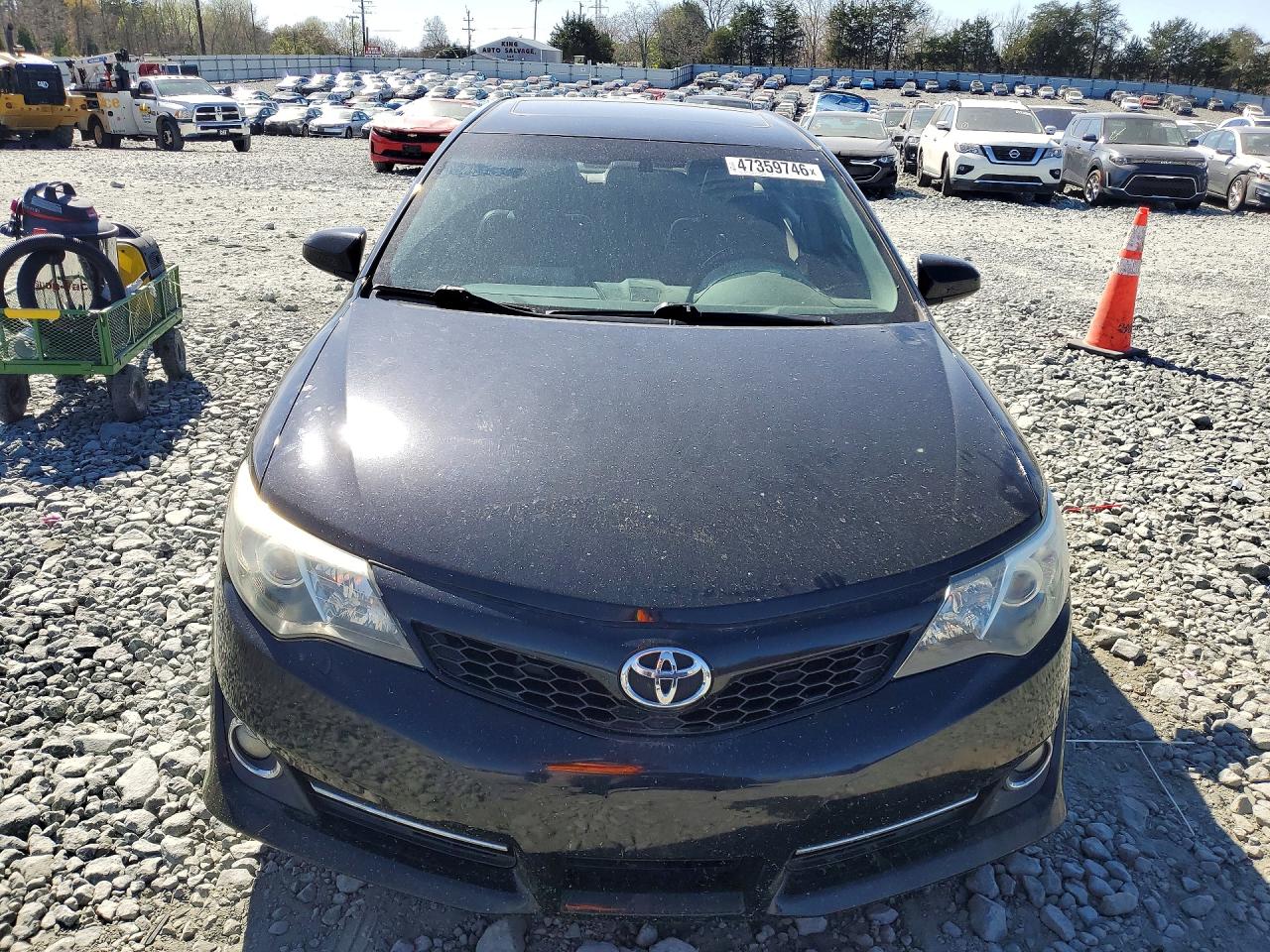 2012 TOYOTA CAMRY SE V6 photo 13