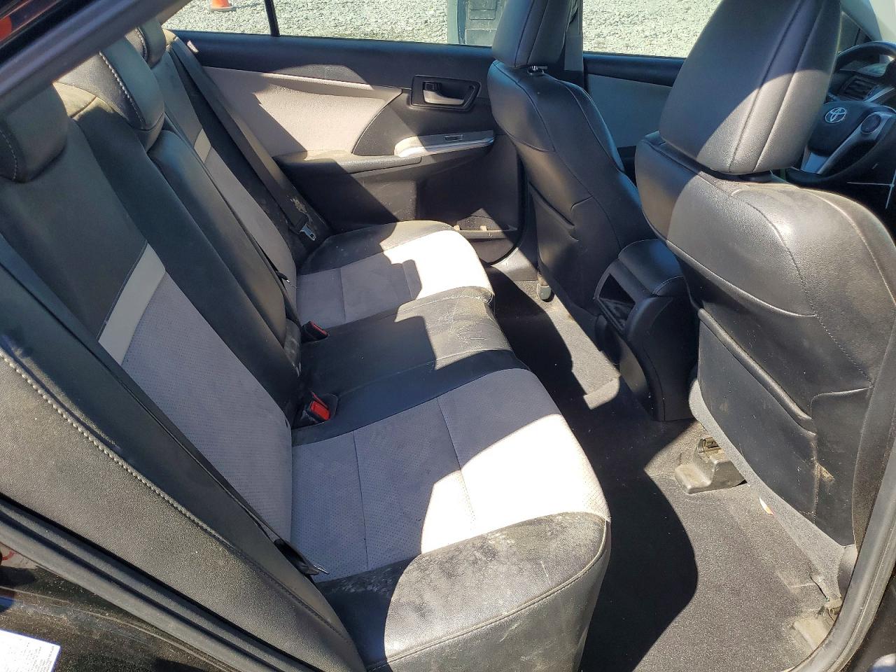 2012 TOYOTA CAMRY SE V6 photo 28