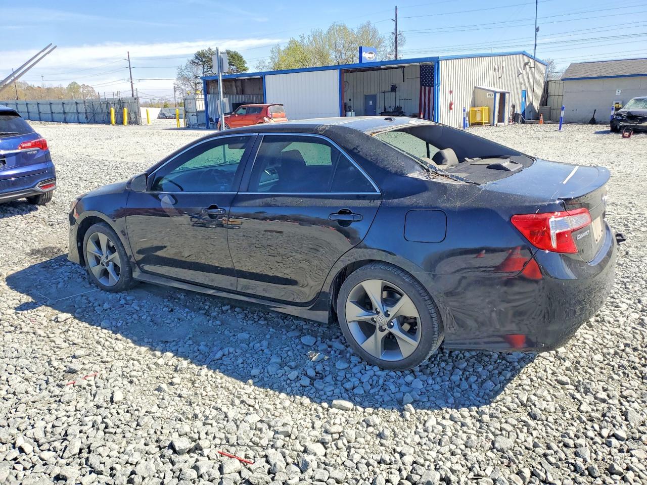 2012 TOYOTA CAMRY SE V6 photo 4