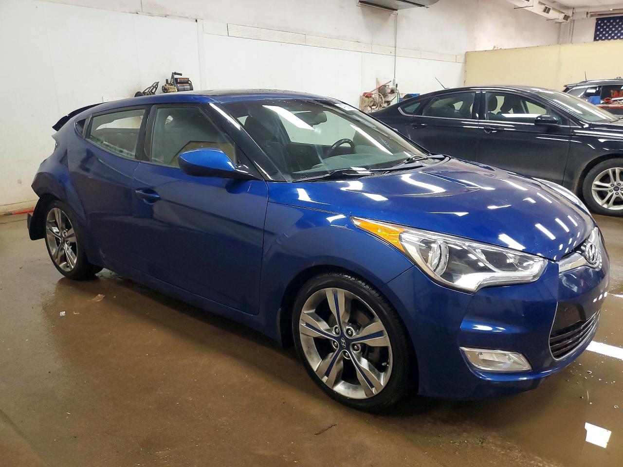 2017 HYUNDAI VELOSTER VALUE EDITION photo 10