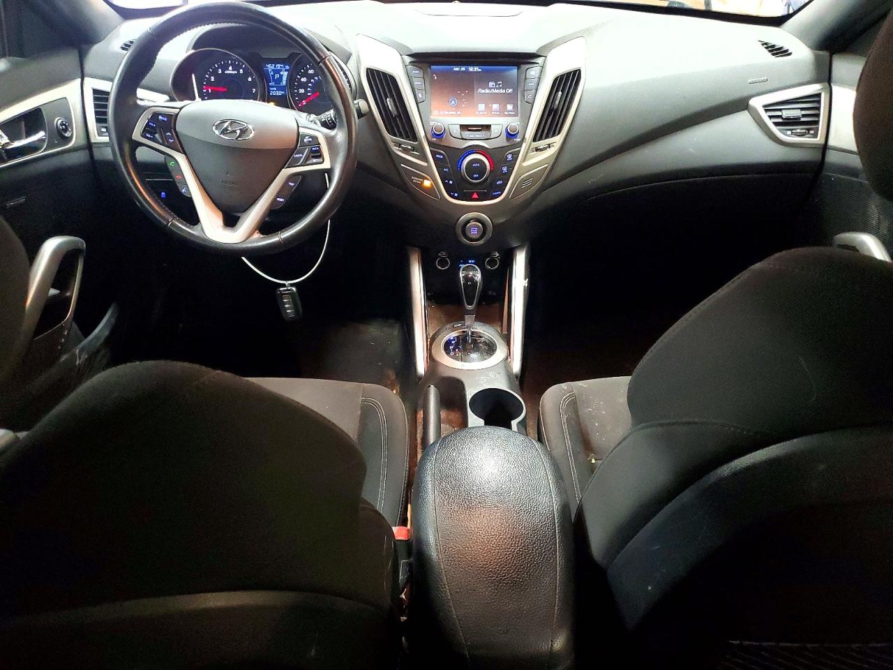2017 HYUNDAI VELOSTER VALUE EDITION photo 22