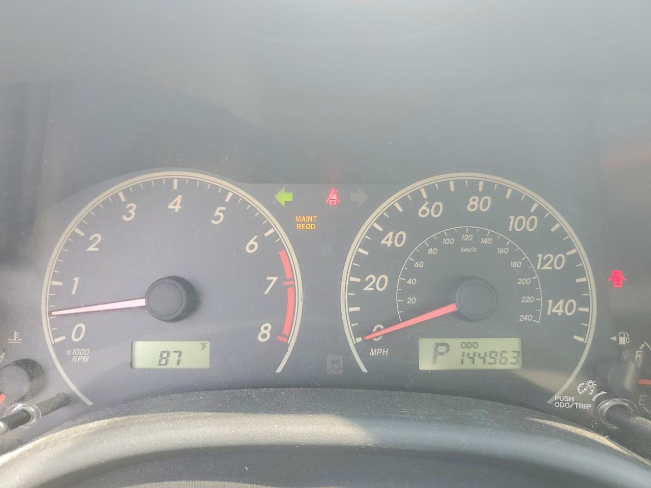 2011 TOYOTA COROLLA LE photo 25