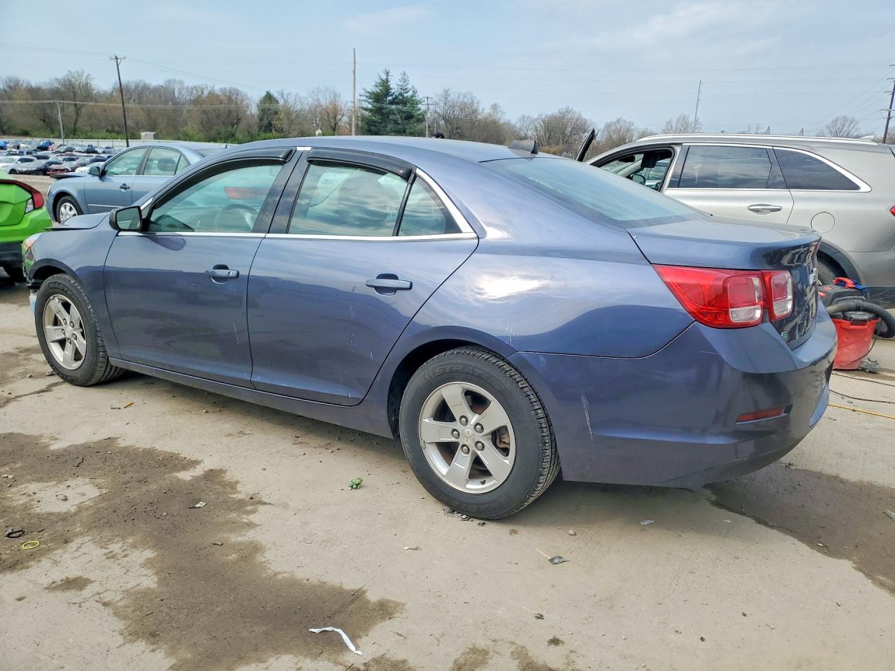 2014 CHEVROLET MALIBU LS photo 4
