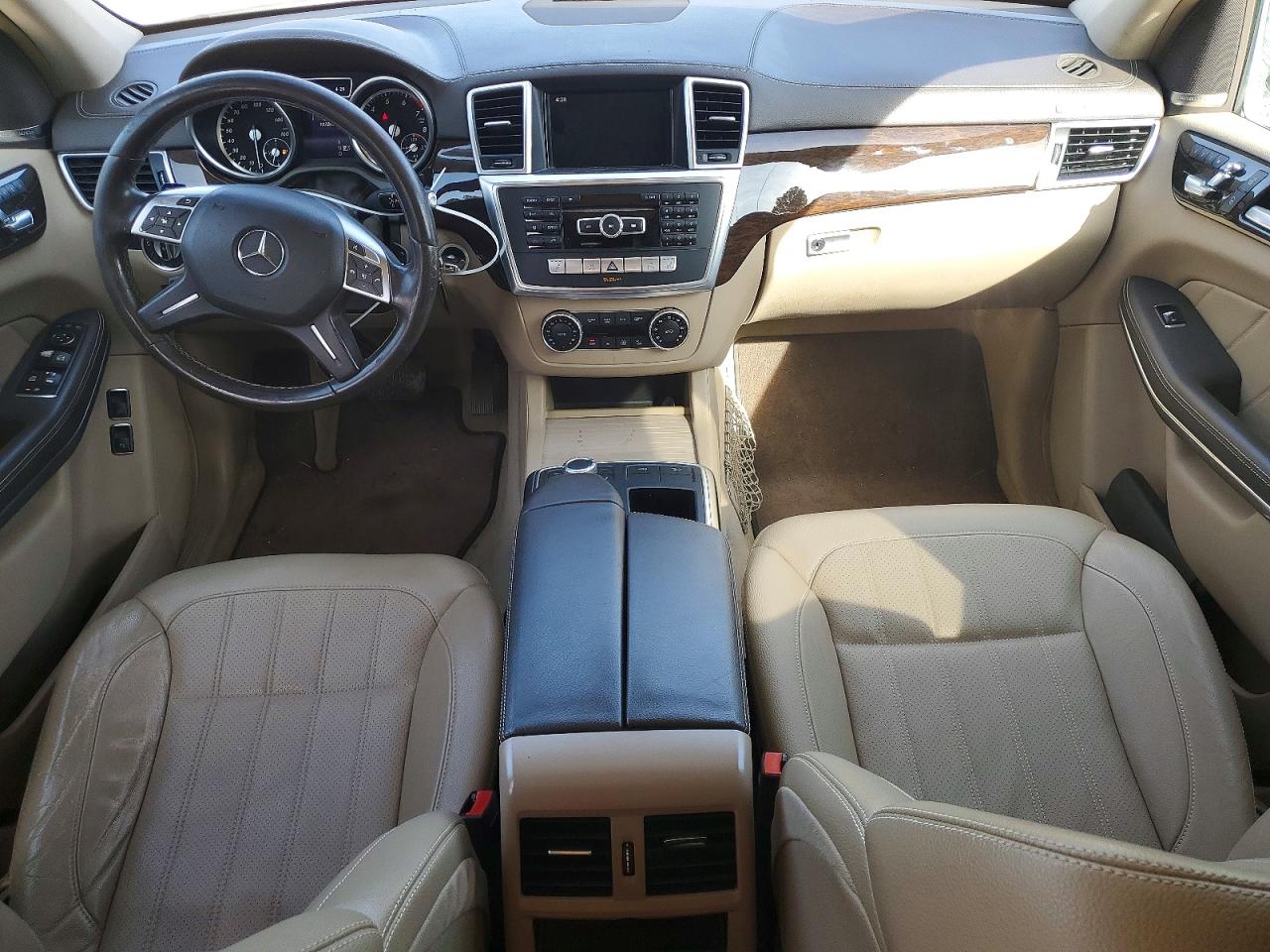 2014 MERCEDES-BENZ GL 450 4MATIC photo 15