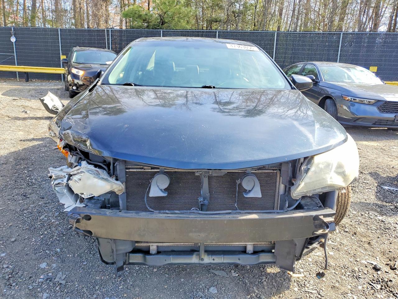 2014 TOYOTA CAMRY SE photo 9