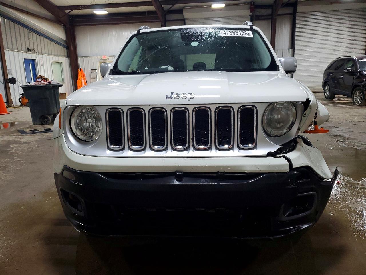 2017 JEEP RENEGADE LIMITED photo 9