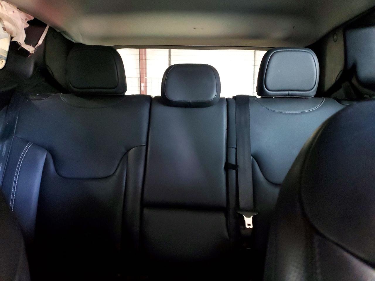 2017 JEEP RENEGADE LIMITED photo 19