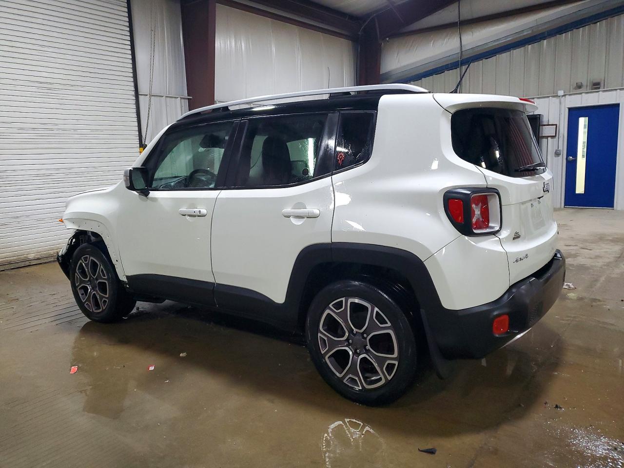 2017 JEEP RENEGADE LIMITED photo 3