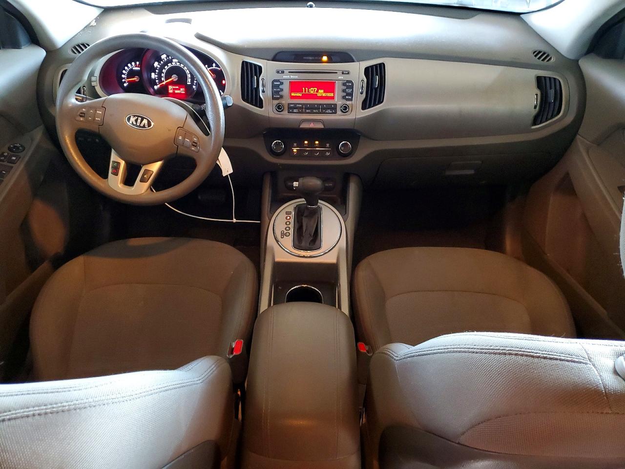 2016 KIA SPORTAGE LX photo 22