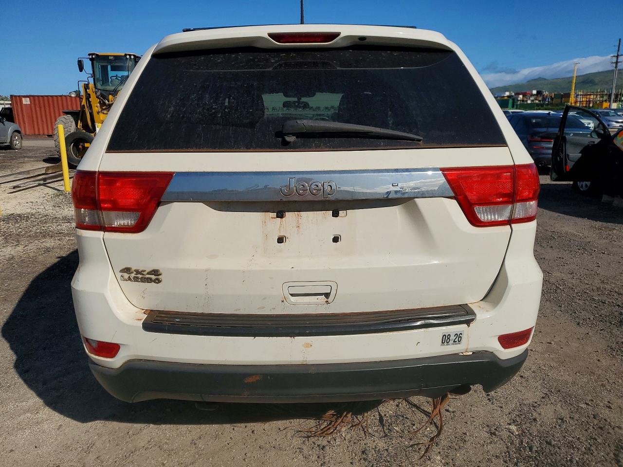 2012 JEEP GRAND CHEROKEE LAREDO photo 11