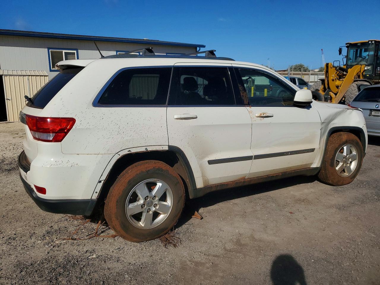 2012 JEEP GRAND CHEROKEE LAREDO photo 5
