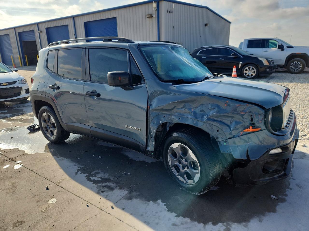 2017 JEEP RENEGADE SPORT photo 10