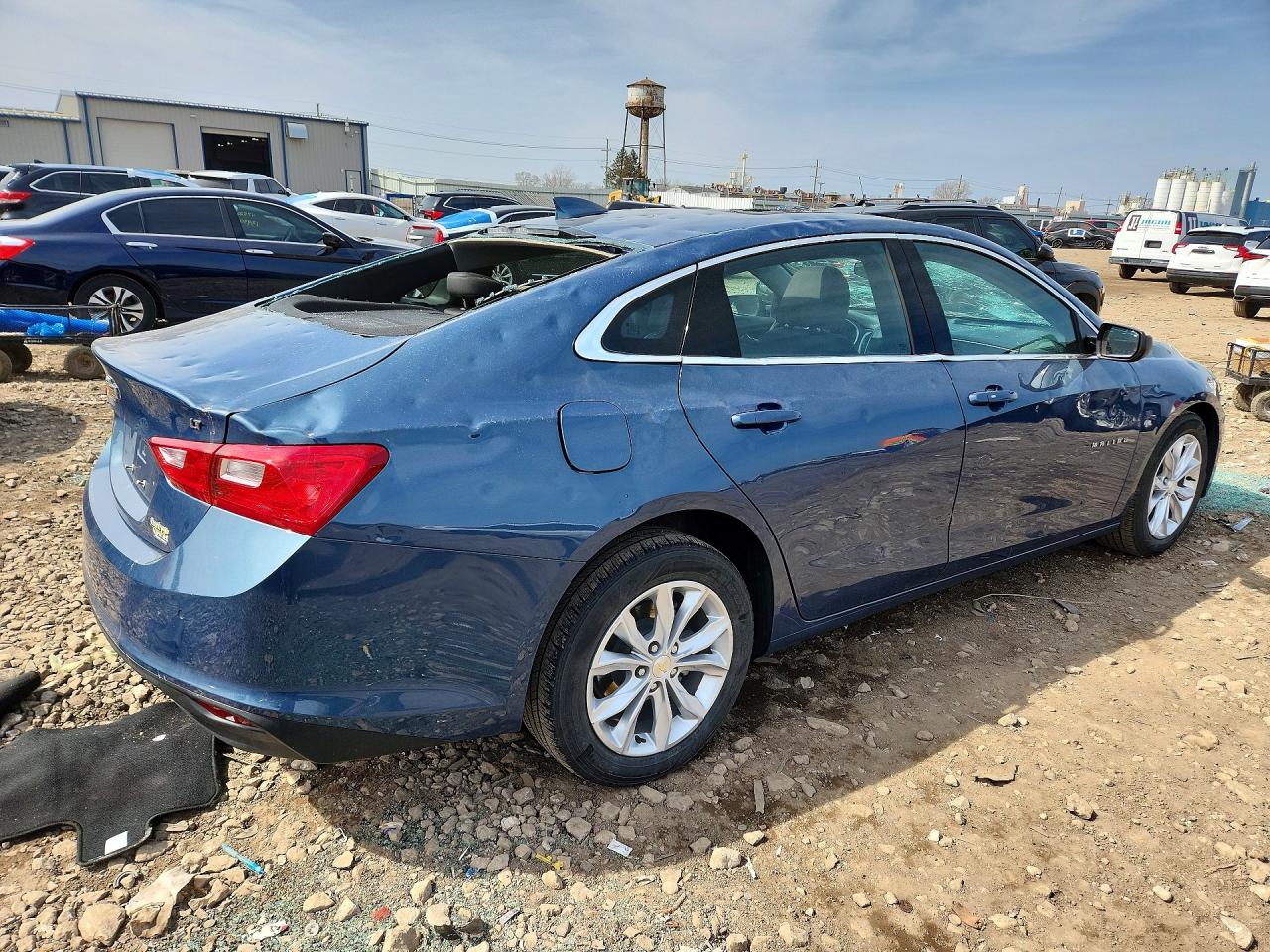 2024 CHEVROLET MALIBU LT photo 5
