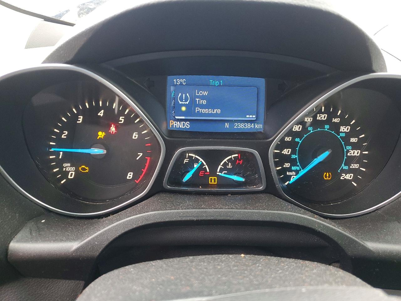 2014 FORD ESCAPE S photo 17