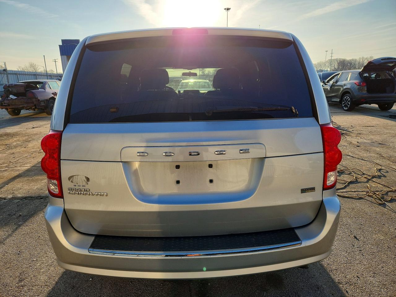 2012 DODGE GRAND CARAVAN SE photo 11