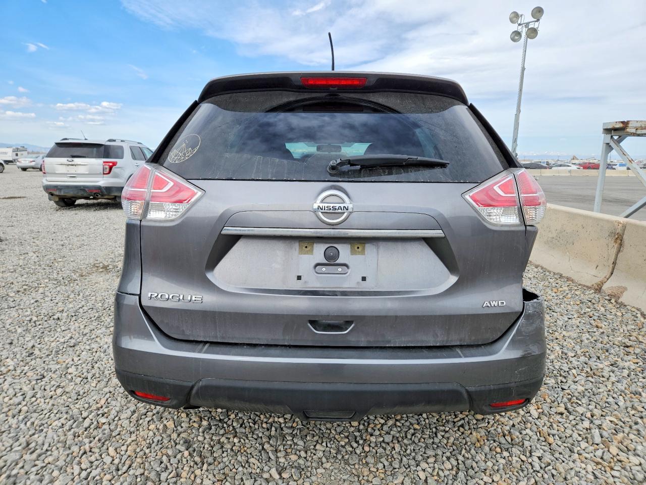 2016 NISSAN ROGUE S photo 11