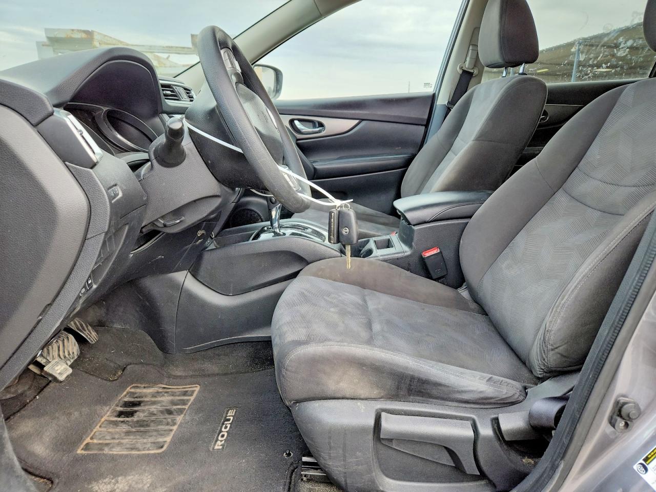 2016 NISSAN ROGUE S photo 13