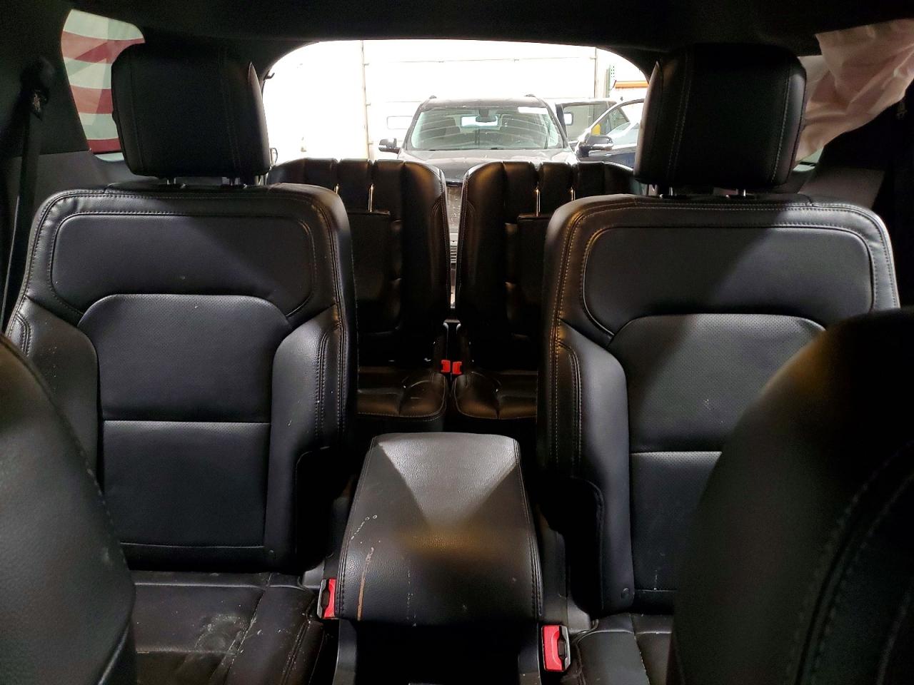 2016 FORD EXPLORER photo 28