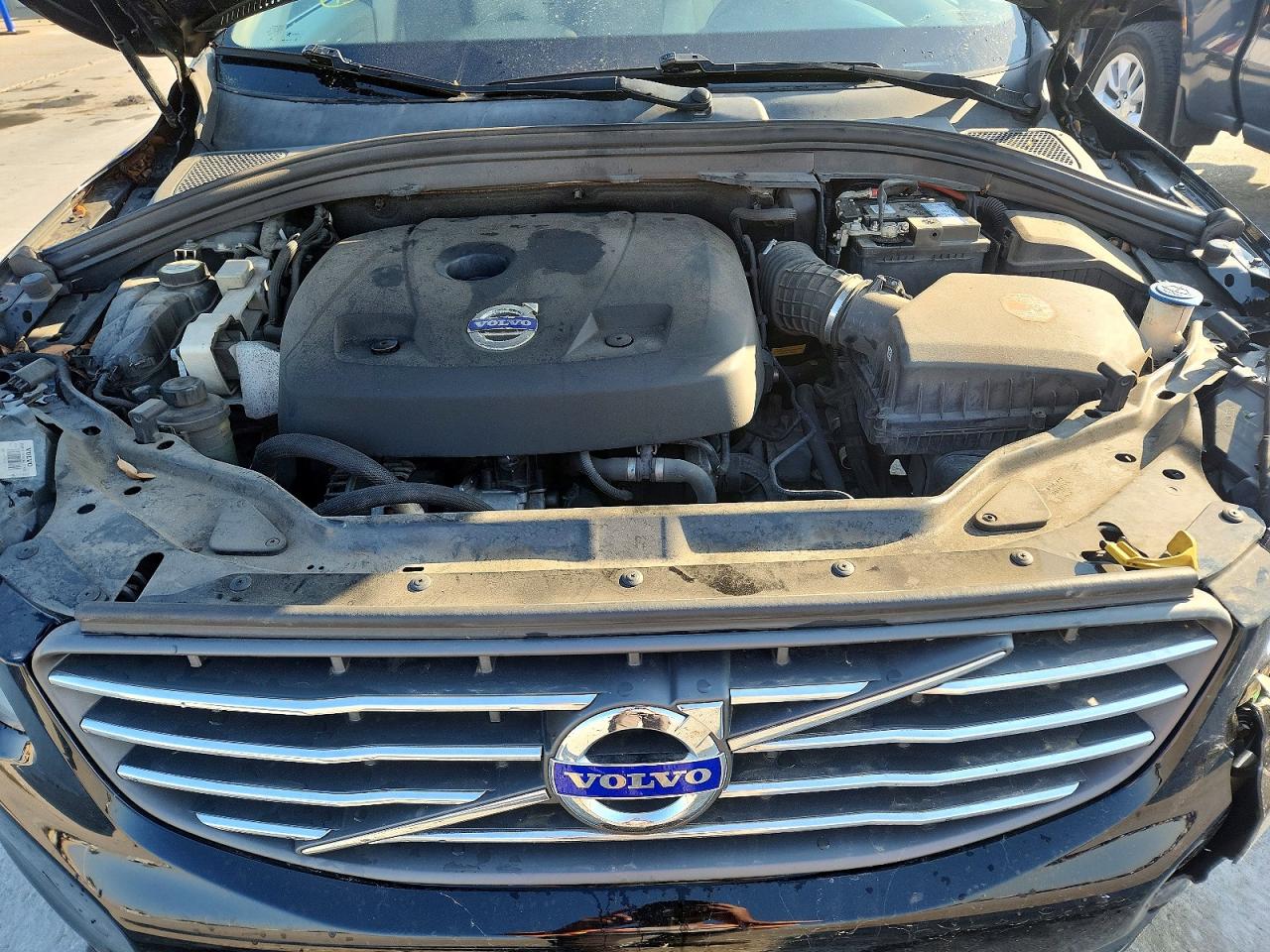 2015 VOLVO XC60 T6 PREMIER photo 23