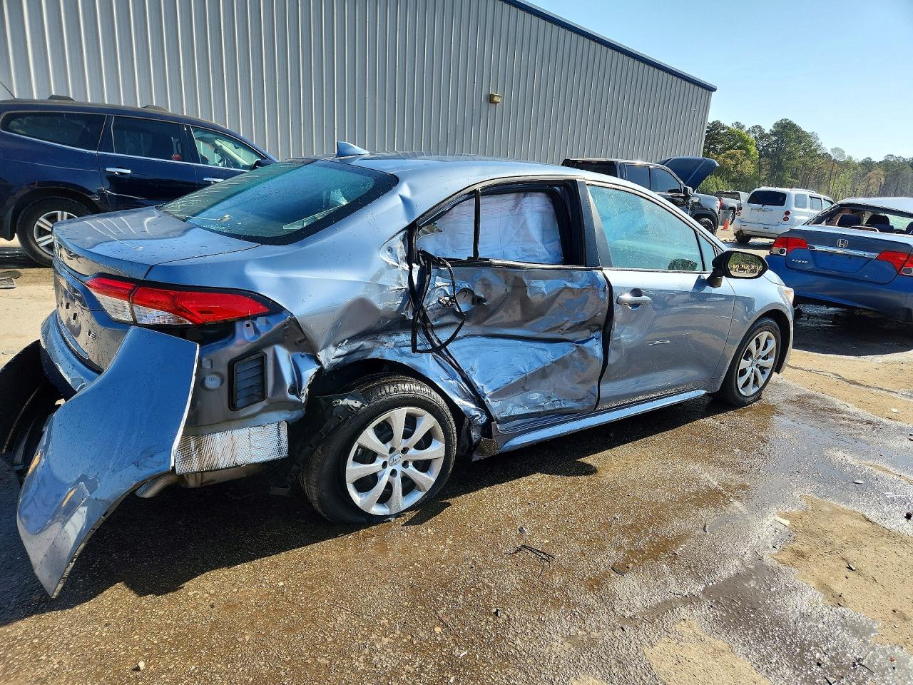 2024 TOYOTA COROLLA LE photo 5