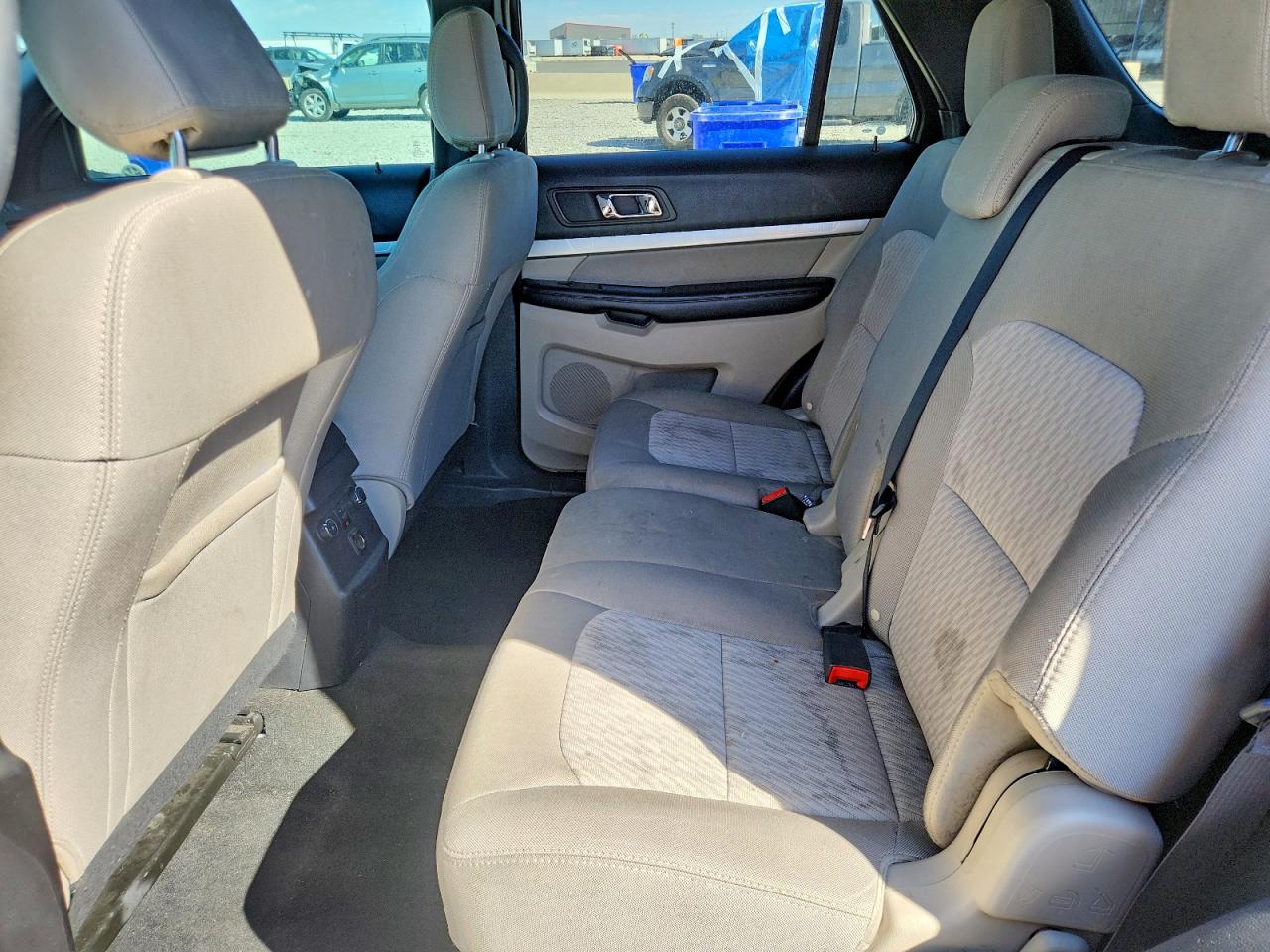 2018 FORD EXPLORER photo 21