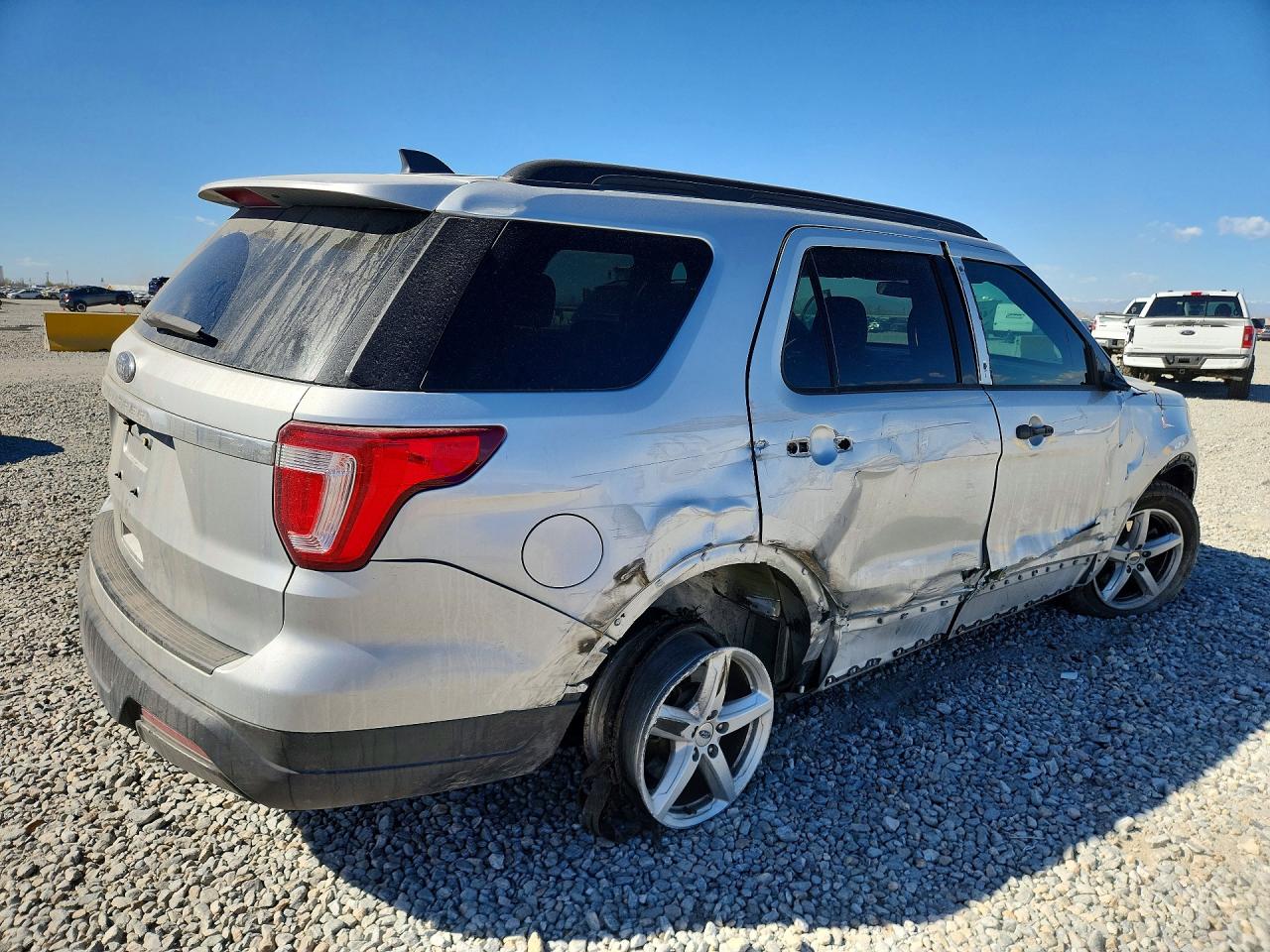 2018 FORD EXPLORER photo 5