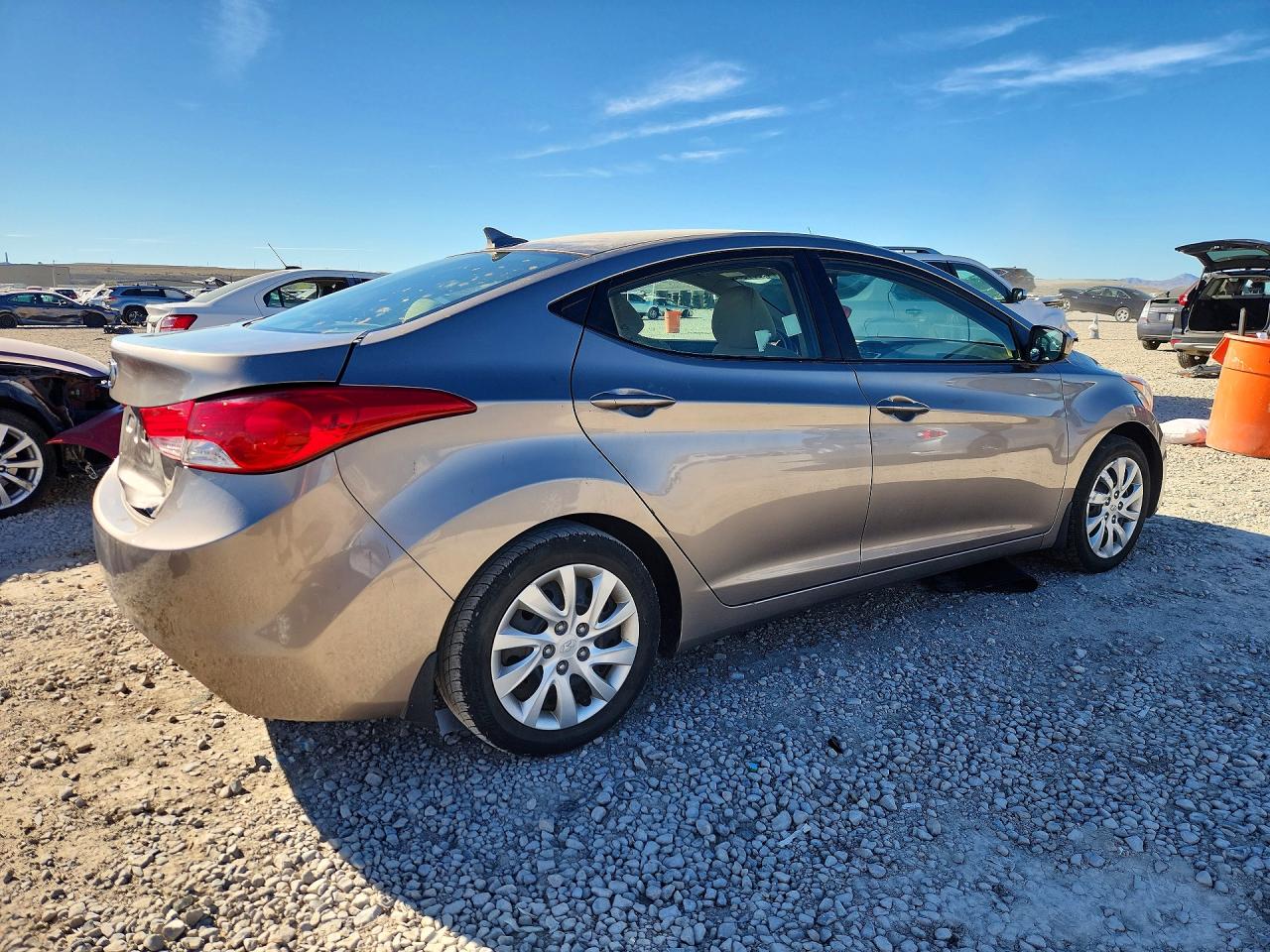 2012 HYUNDAI ELANTRA GLS photo 5
