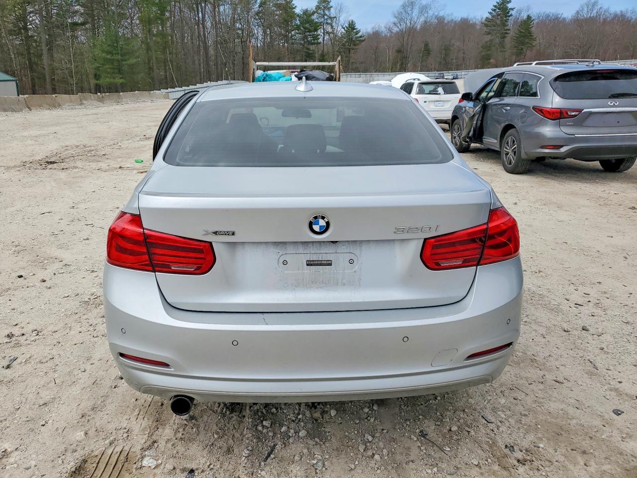 2017 BMW 320 XI photo 11