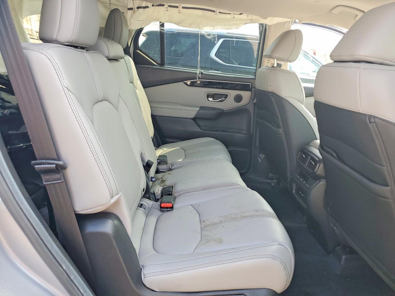 2025 HONDA PILOT TOURING photo 31