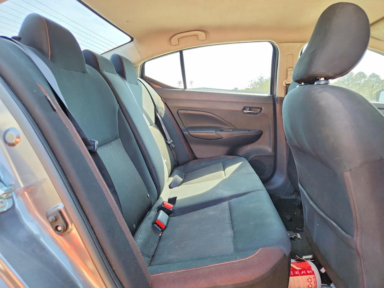 2020 NISSAN VERSA SR photo 19