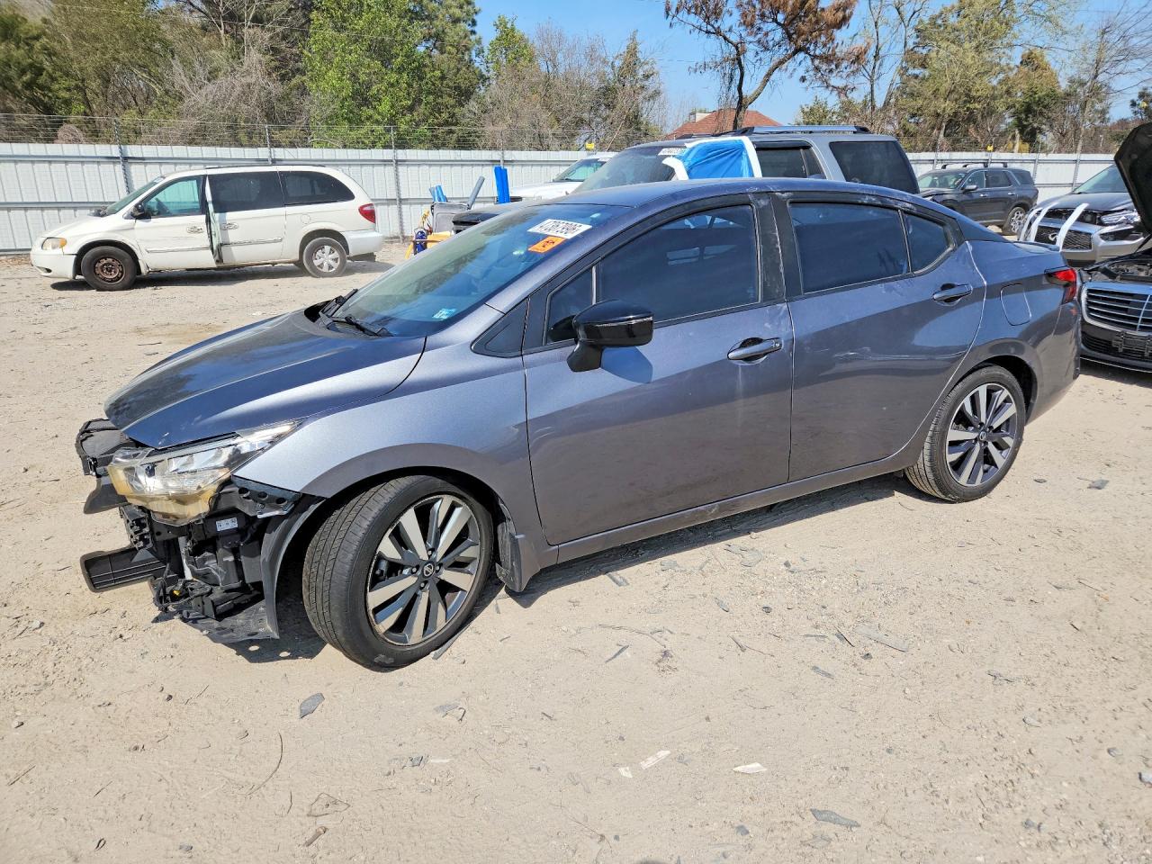 2020 NISSAN VERSA