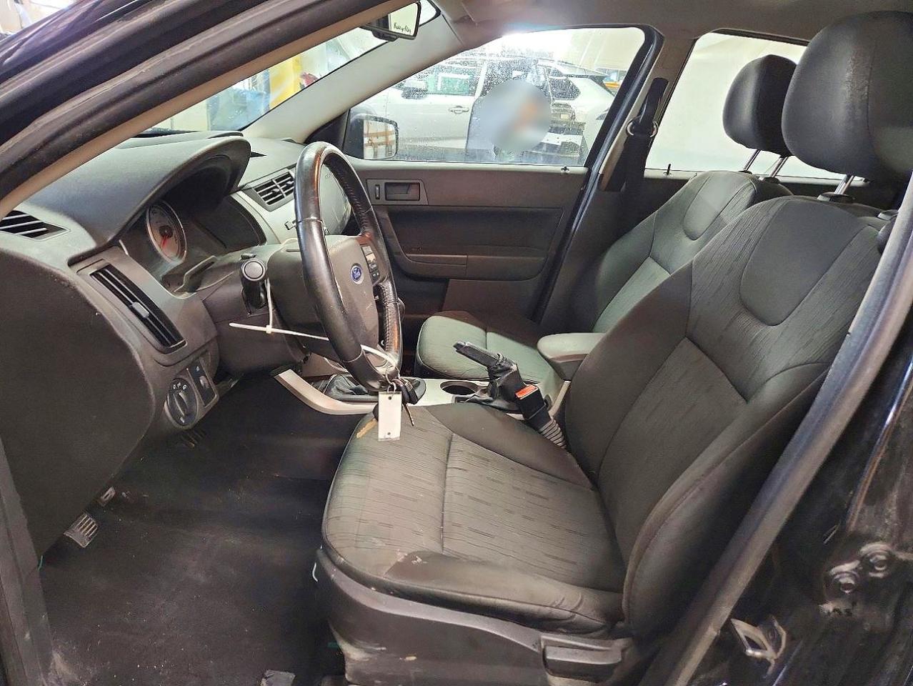 2008 FORD FOCUS SE photo 7