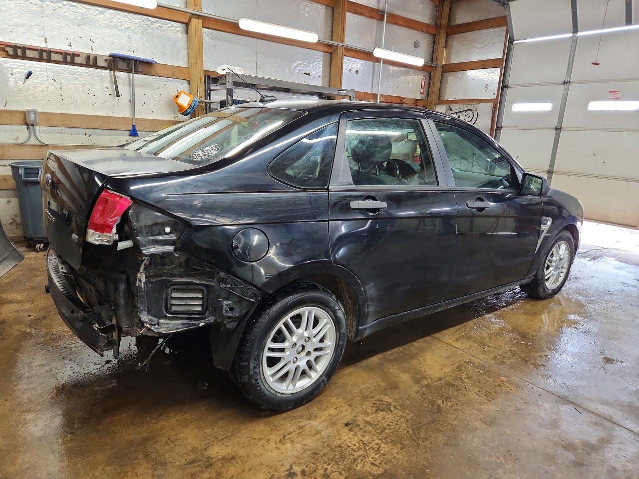 2008 FORD FOCUS SE photo 3
