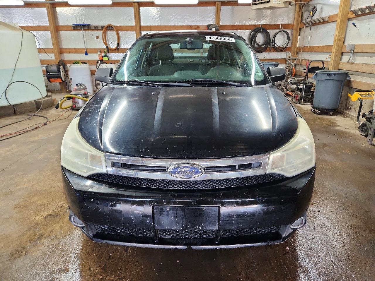 2008 FORD FOCUS SE photo 5