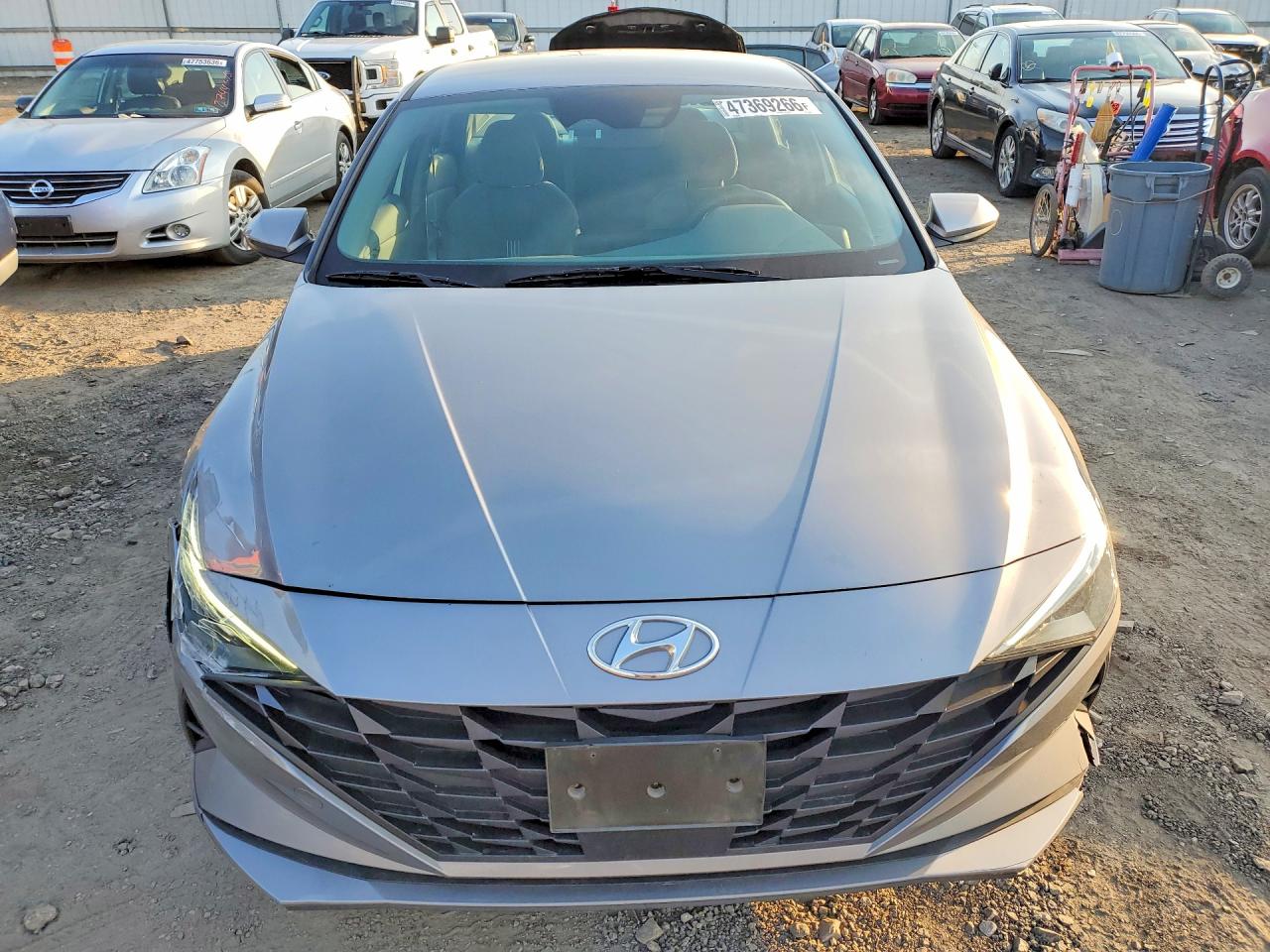 2023 HYUNDAI ELANTRA SEL photo 9
