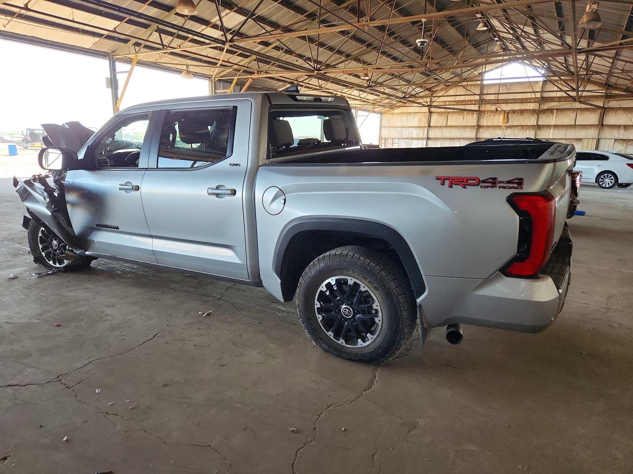 2024 TOYOTA TUNDRA SR5 photo 2
