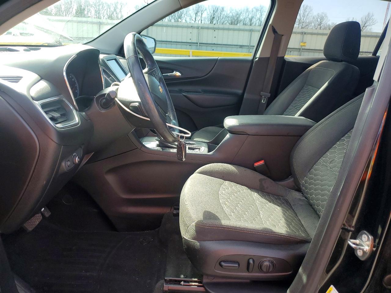 2018 CHEVROLET EQUINOX LT photo 19