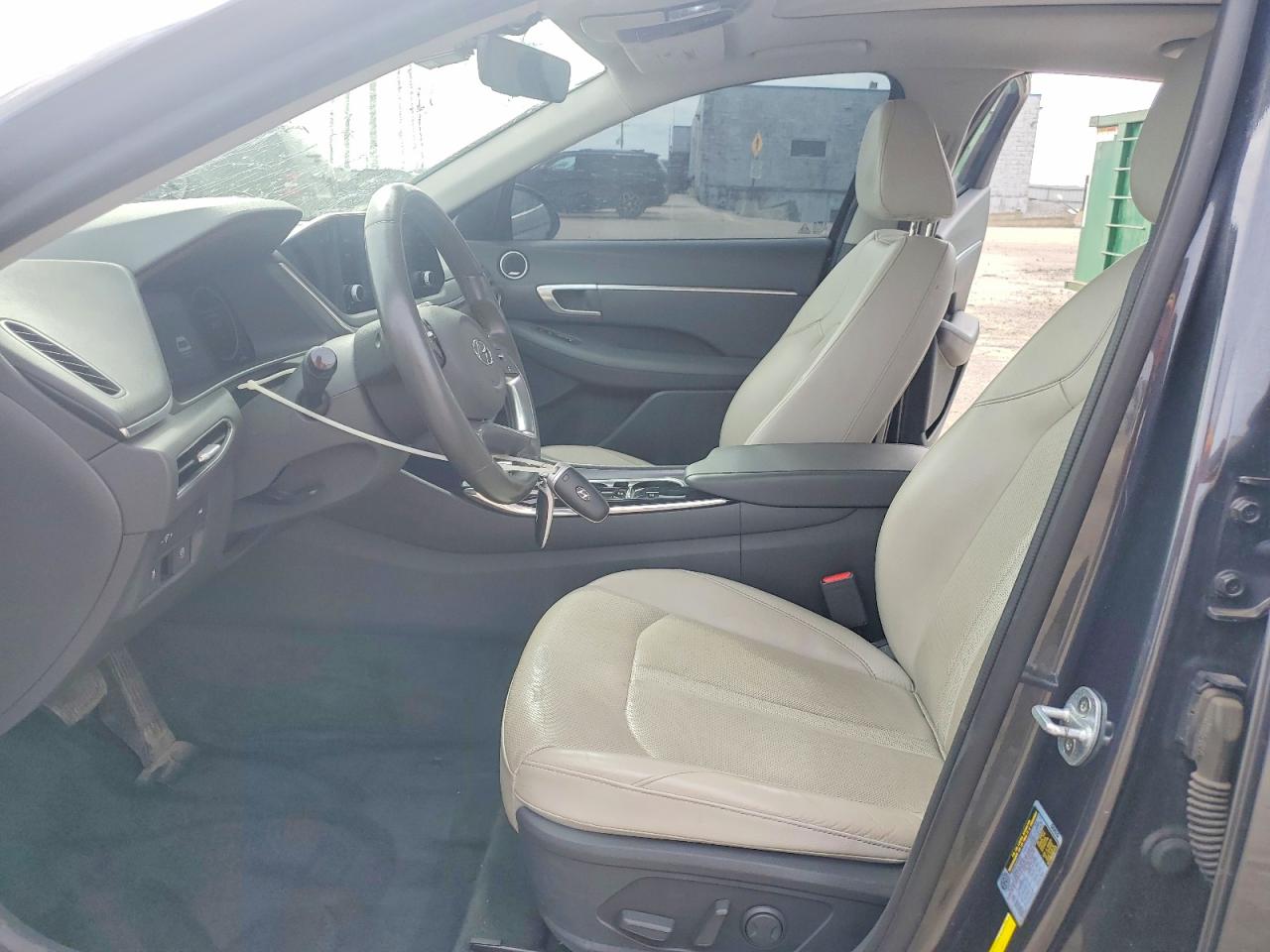 2020 HYUNDAI SONATA SEL photo 13