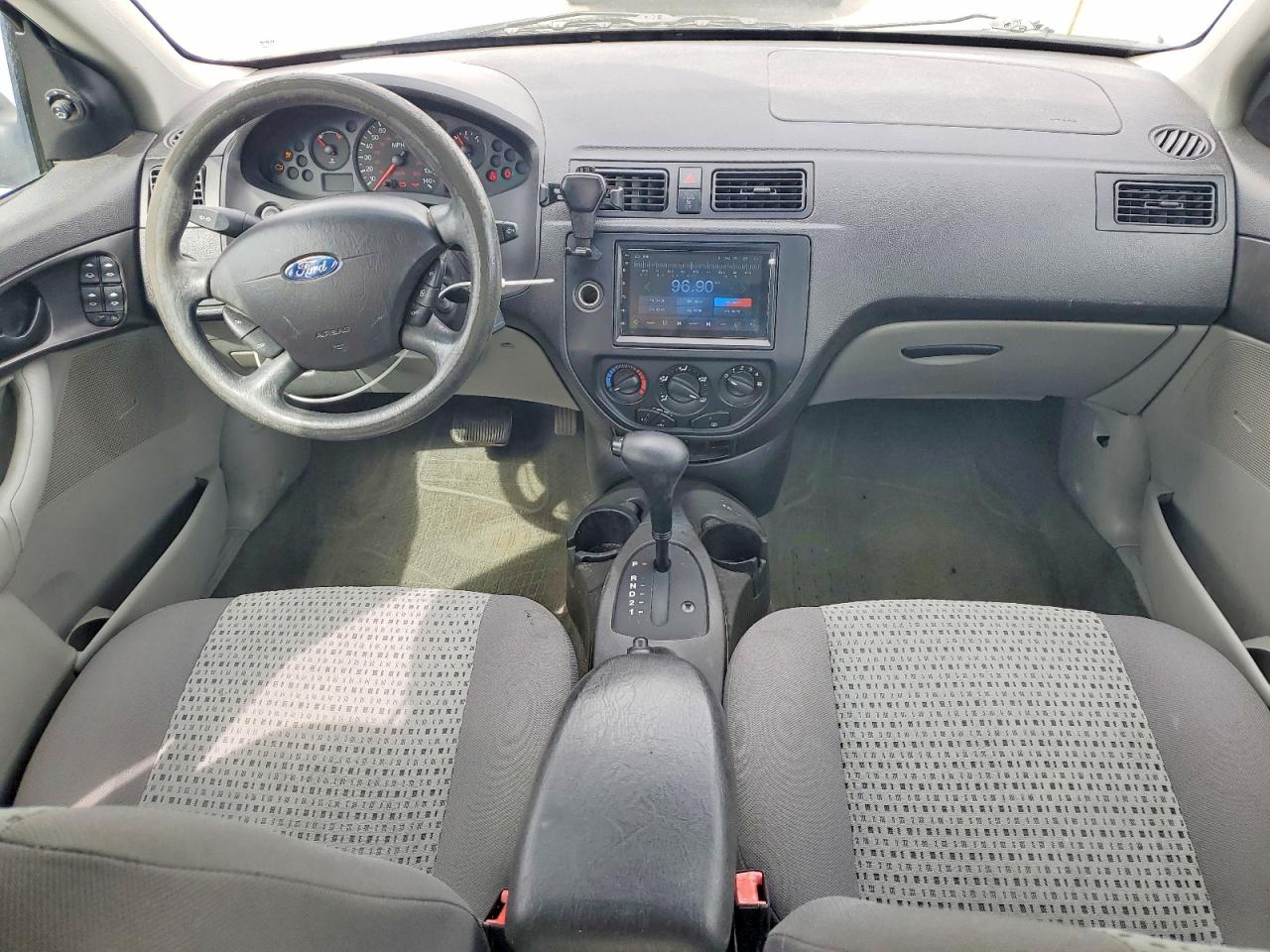 2007 FORD FOCUS ZX4 photo 8