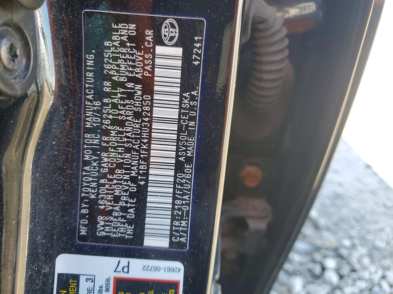 2017 TOYOTA CAMRY SE photo 12